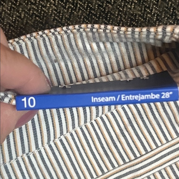 NWT S.C.&CO Striped Slim Leg Stretch Pants Medium sz 10 - Picture 11 of 12